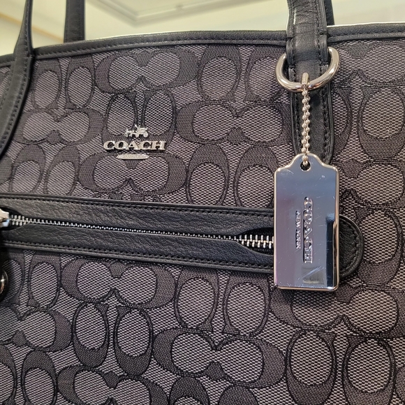NWOT Coach Black Signature Tote Bag - Picture 2 of 6